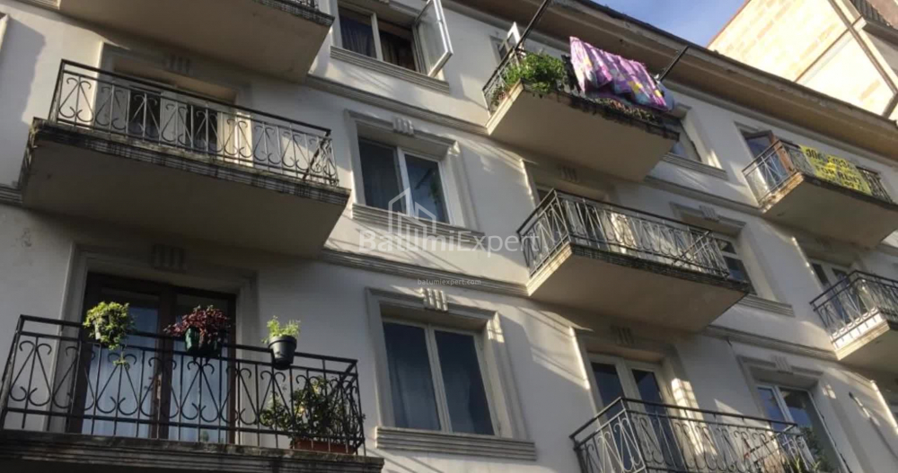 Mieszkanie 70 m² - Konstanty Gamsachurdia, Batumi, Gruzja