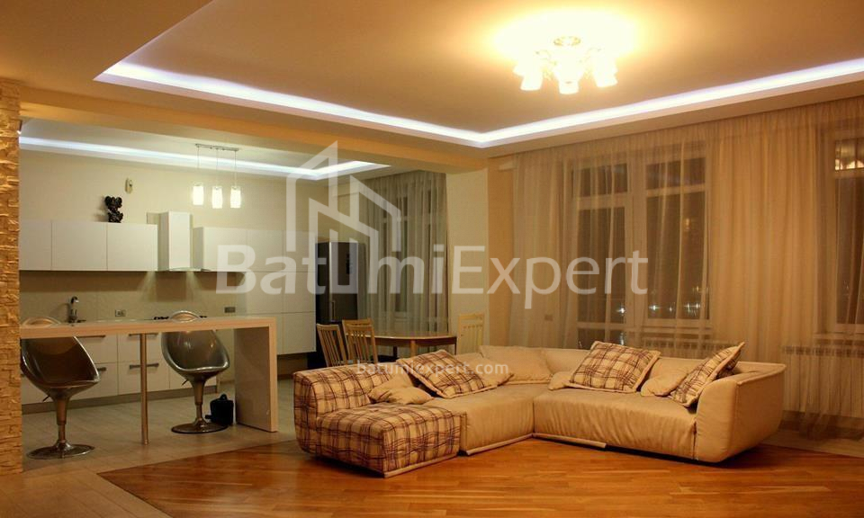 Mieszkanie 160 m² - Ilja Czawczawadze, Batumi, Gruzja