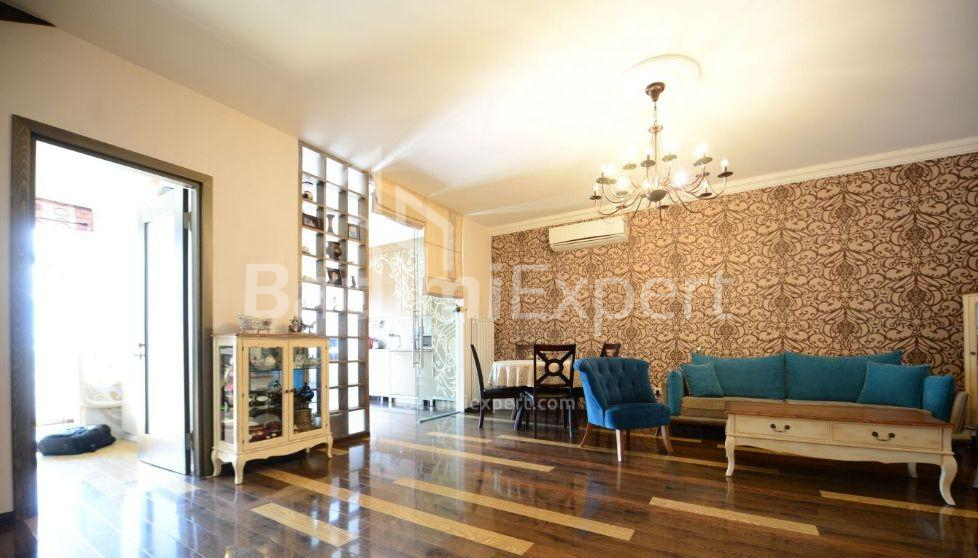 Mieszkanie 93 m² - Wachtang Gorgasali, Batumi, Gruzja