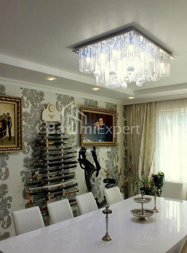 Mieszkanie 160 m² - Ilja Czawczawadze, Batumi, Gruzja