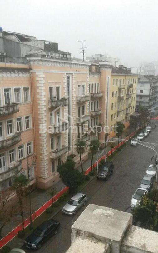 Mieszkanie 90 m² - generała Asłana Abaszydze, Batumi, Gruzja