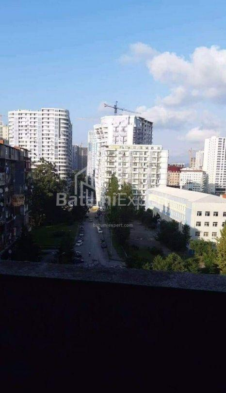 Mieszkanie 77 m² - Szałwa Inasaridze, Batumi, Gruzja