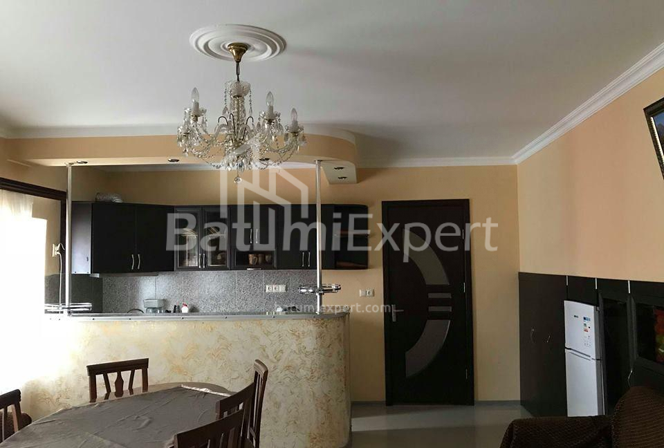 Mieszkanie 68 m² - David Agmashenebli, Batumi, Gruzja
