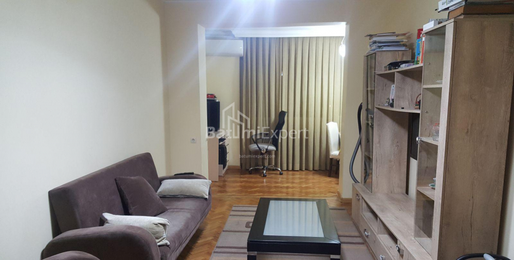 Mieszkanie 85 m² - Michaił Lermontow, Batumi, Gruzja