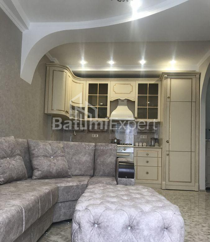 Mieszkanie 39 m² - Niko Pirosmaniego, Batumi, Gruzja