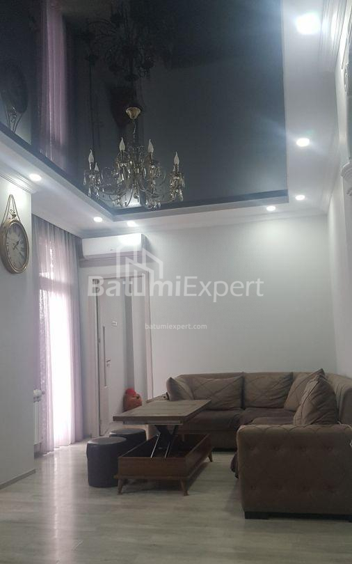 Mieszkanie 75 m² - Michaił Lermontow, Batumi, Gruzja