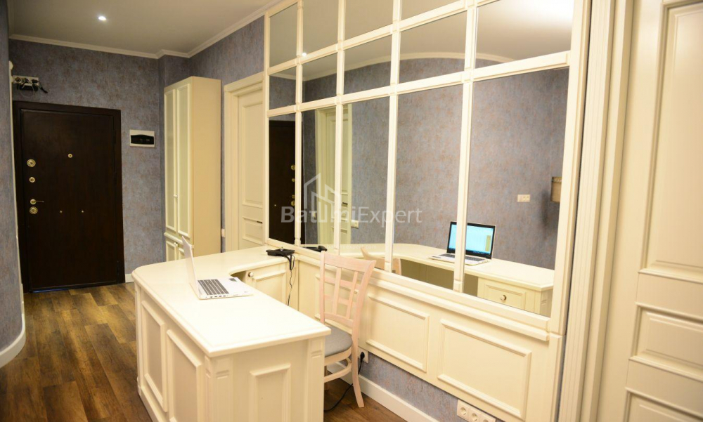 Mieszkanie 57 m² - Wachtang Gorgasali, Batumi, Gruzja