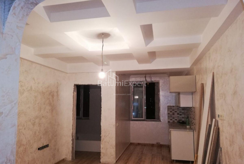 Mieszkanie 35 m² - Michaił Lermontow, Batumi, Gruzja