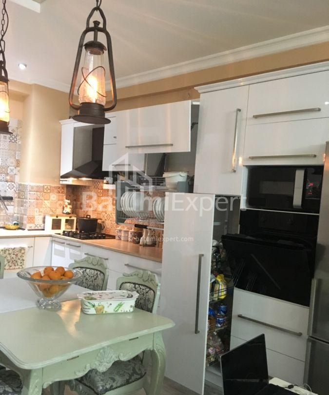 Mieszkanie 85 m² - Khaidara Abashidze, Batumi, Gruzja