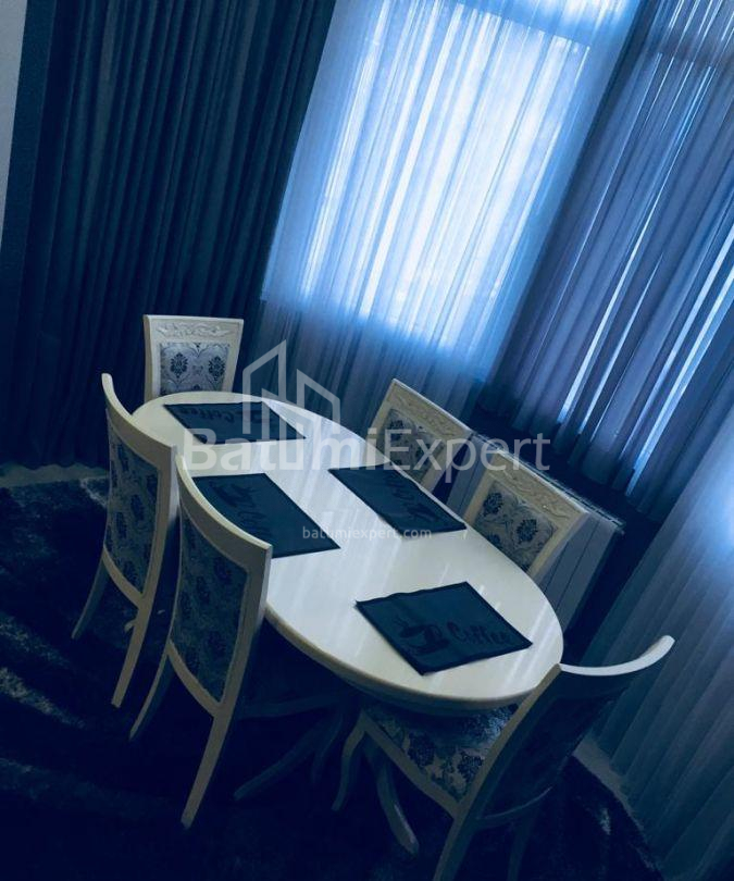 Mieszkanie 90 m² - Galaktion Tabidze, Batumi, Gruzja