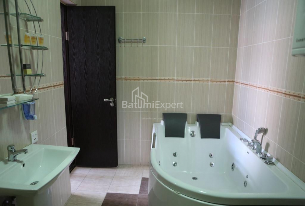 Mieszkanie 55 m² - generała Asłana Abaszydze, Batumi, Gruzja