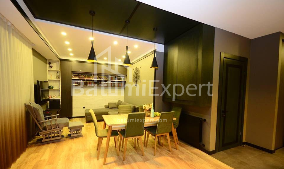 Mieszkanie 100 m² - Zuraba Gorgiladze, Batumi, Gruzja
