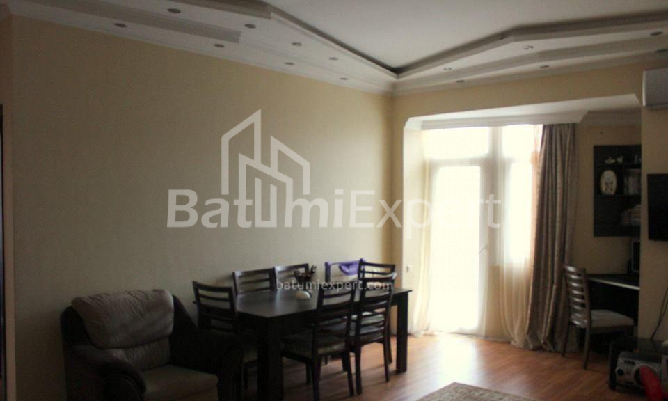 Mieszkanie 100 m² - Niko Pirosmaniego, Batumi, Gruzja