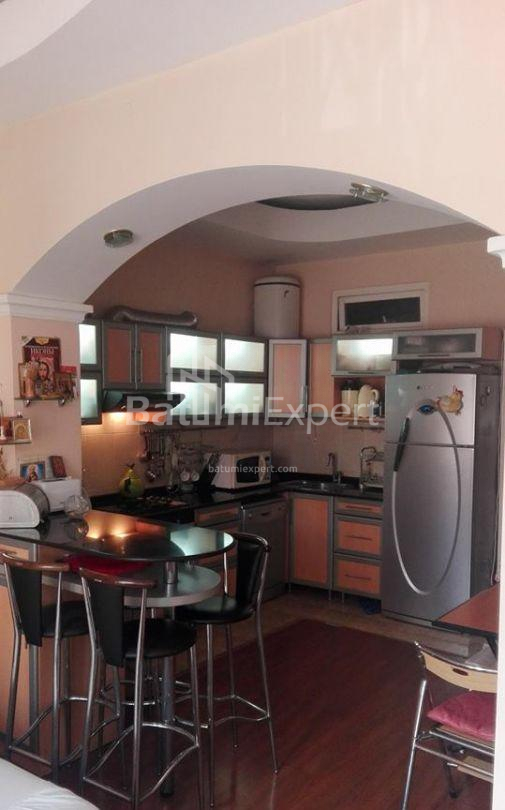 Mieszkanie 88 m² - Memeda Abashidze, Batumi, Gruzja