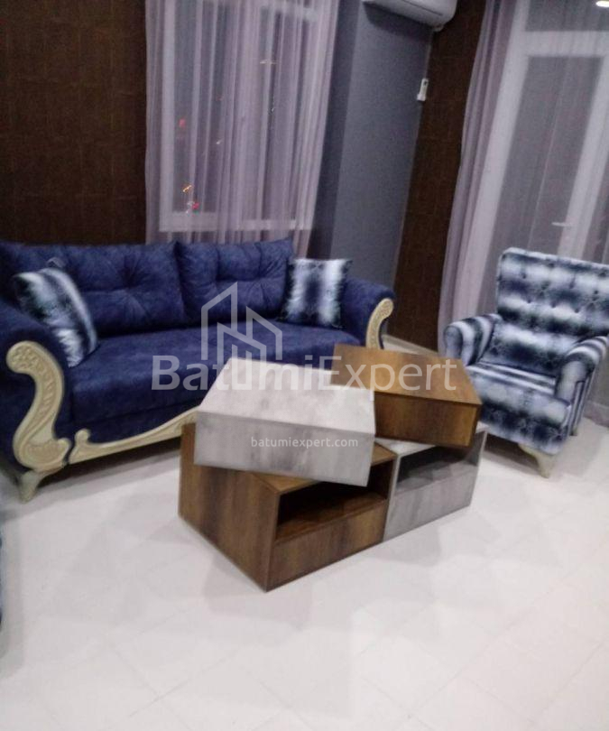 Mieszkanie 74 m² - króla Parnawaza, Batumi, Gruzja