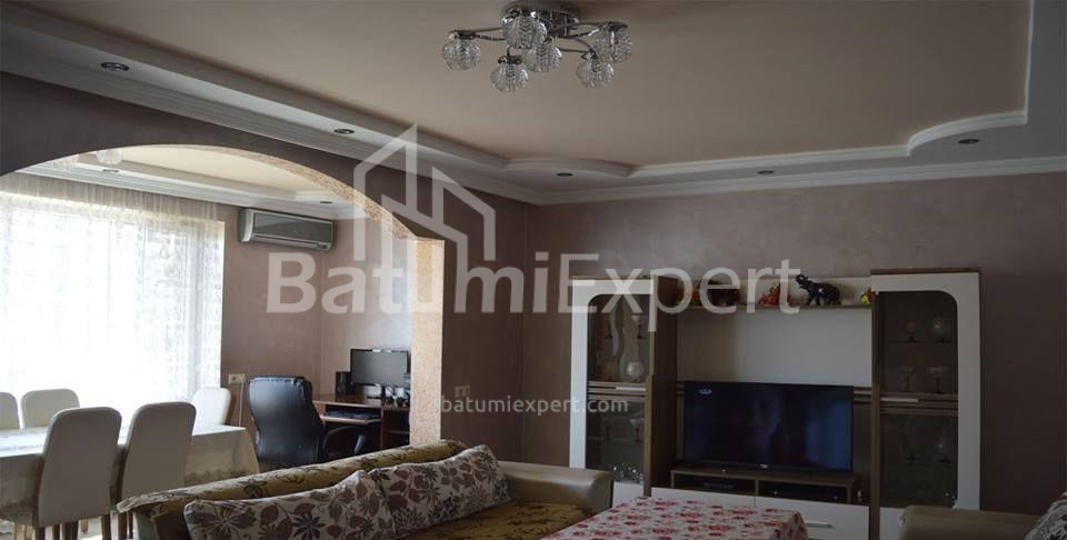 Mieszkanie 100 m² - Michaił Lermontow, Batumi, Gruzja