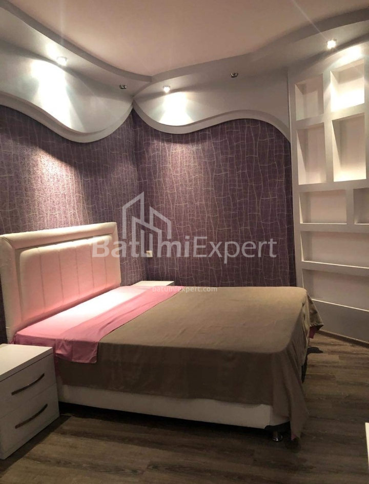 Mieszkanie 48 m² - Michaił Dżawachiszwili, Batumi, Gruzja