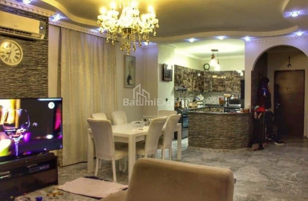 Mieszkanie 120 m² - Ilja Czawczawadze, Batumi, Gruzja