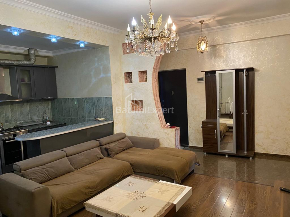 Mieszkanie 80 m² - Szałwa Inasaridze, Batumi, Gruzja