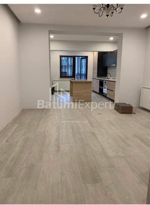 Mieszkanie 120 m² - Dawid Kladiaszwili, Batumi, Gruzja