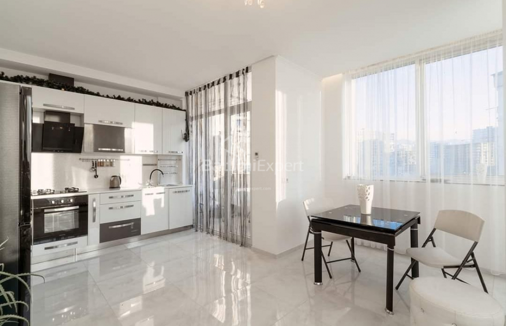 Mieszkanie 76.5 m² - Niko Pirosmaniego, Batumi, Gruzja