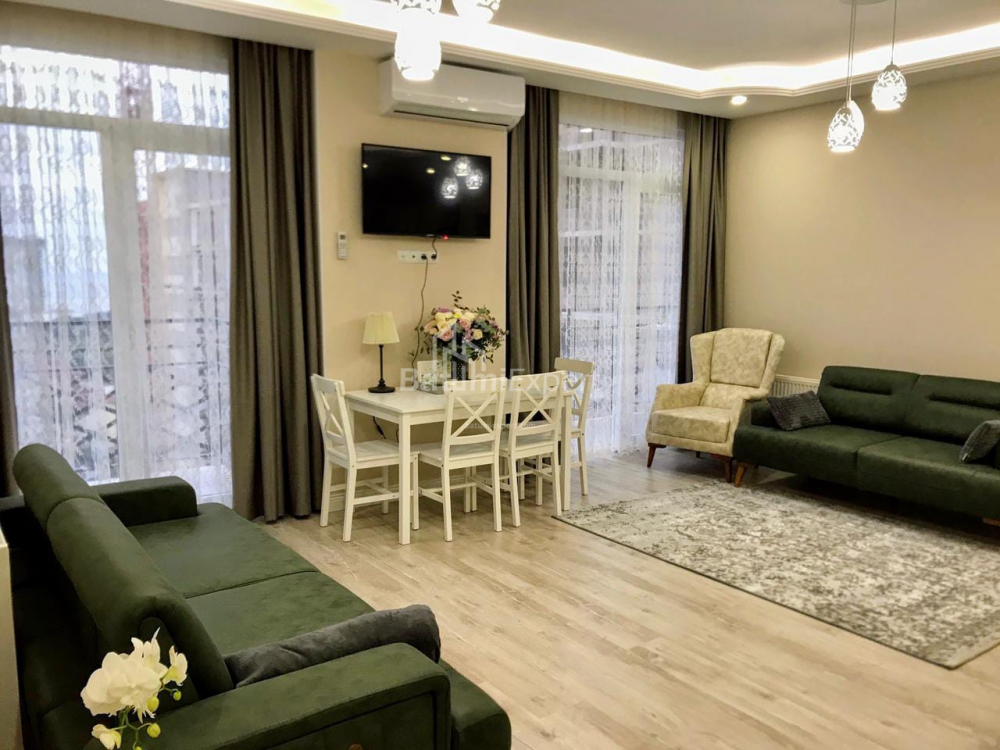 Mieszkanie 84 m² - Ilja Czawczawadze, Batumi, Gruzja
