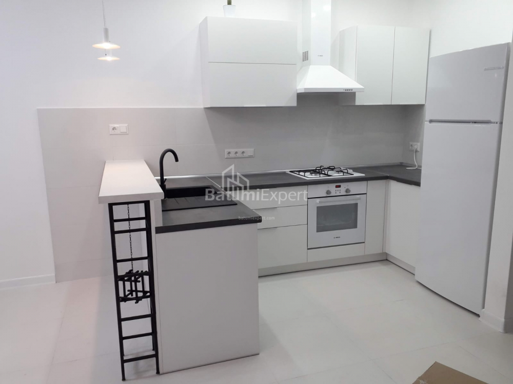 Mieszkanie 93 m² - Niko Pirosmaniego, Batumi, Gruzja