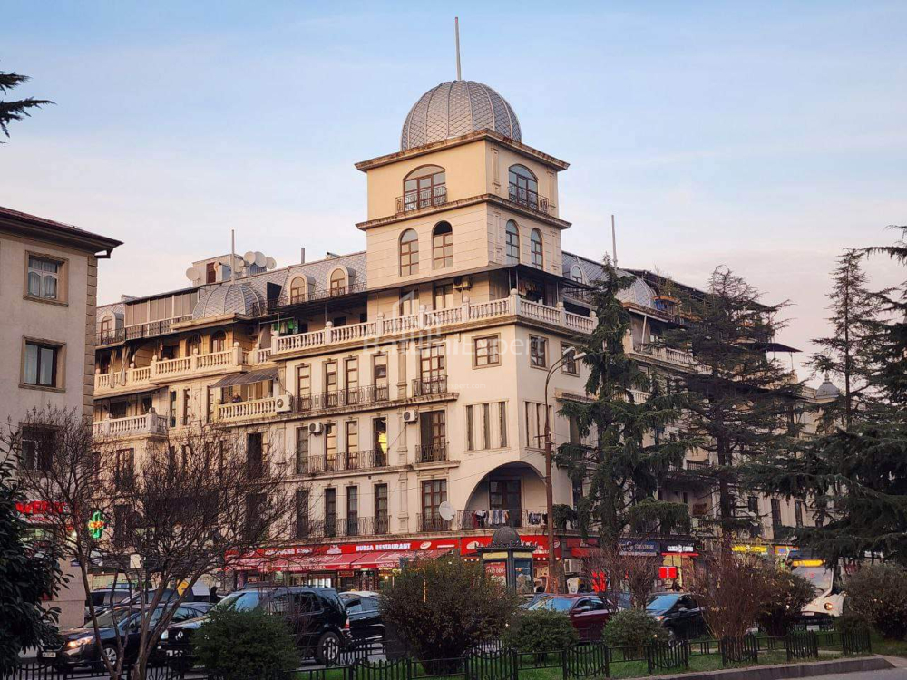 Mieszkanie 43 m² - Zviada Gamsachurdia, Batumi, Gruzja