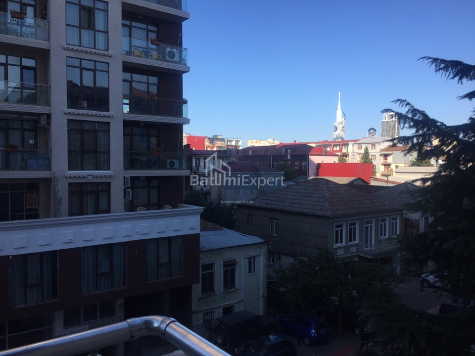 Mieszkanie 81 m² - króla Parnawaza, Batumi, Gruzja