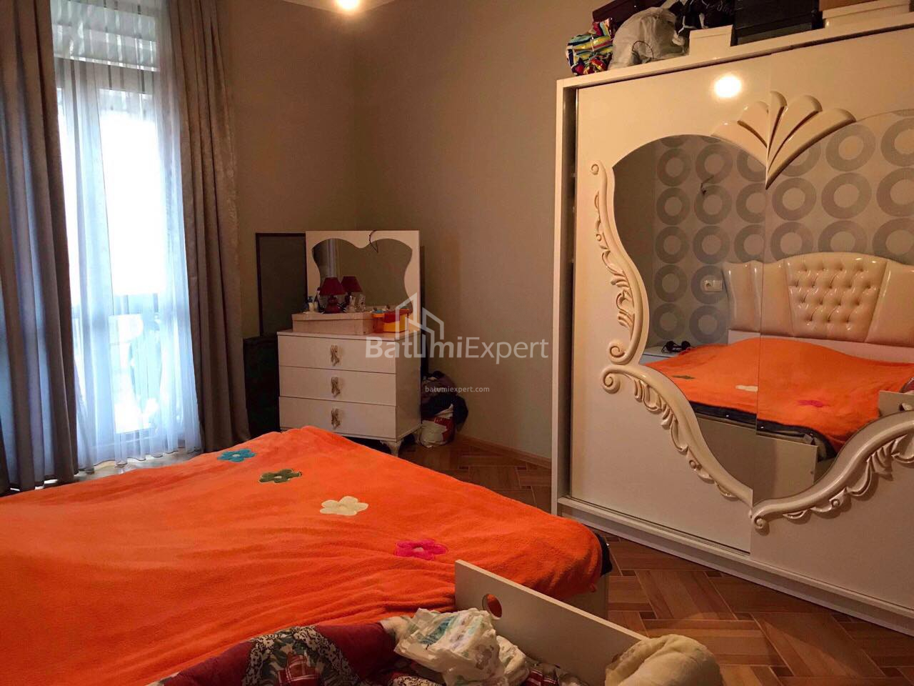 Mieszkanie 110 m² - Ilja Czawczawadze, Batumi, Gruzja