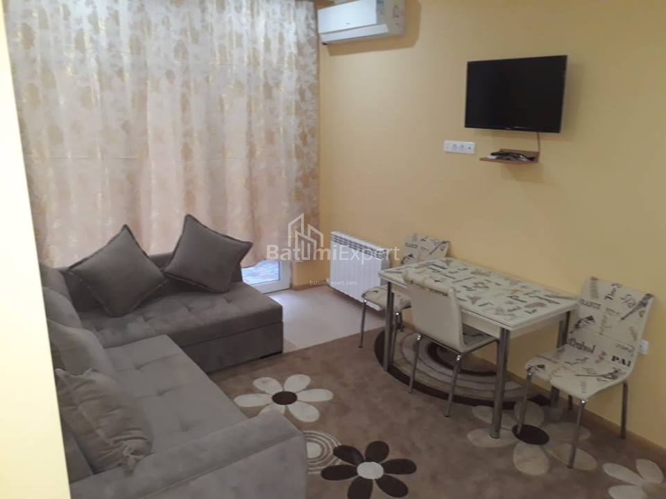 Mieszkanie 63 m² - Szałwa Inasaridze, Batumi, Gruzja