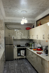 Mieszkanie 4-комн 110 m² - Galaktion Tabidze, Batumi