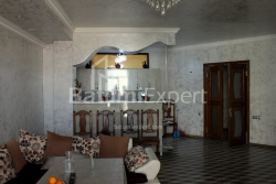 Mieszkanie 4-комн 110 m² - Galaktion Tabidze, Batumi