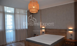 Mieszkanie 2-комн 82 m² - Niko Pirosmaniego, Batumi