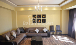 Mieszkanie 3-комн 84 m² - Ilja Czawczawadze, Batumi