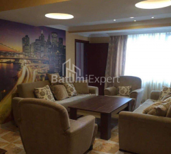 Mieszkanie 4-комн 127 m² - generała Asłana Abaszydze, Batumi