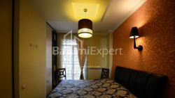 Mieszkanie 4-комн 93 m² - Wachtang Gorgasali, Batumi