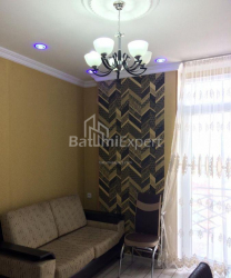 Mieszkanie 3-комн 43 m² - Szeryf Chimsziaszwili, Batumi