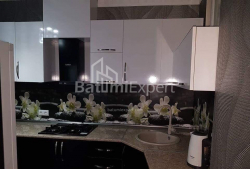 Mieszkanie 4-комн 76 m² - Szałwa Inasaridze, Batumi
