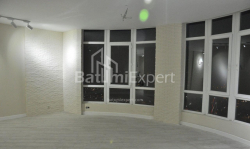 Mieszkanie 4-комн 106 m² - Ivane Javakhishvili, Batumi