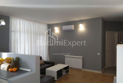 Mieszkanie 80 m² - Aleksandra Puszkin, Batumi, Gruzja