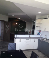 Mieszkanie 87 m² - David Agmashenebli, Batumi, Gruzja