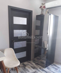 Mieszkanie 3-комн 53 m² - Petra Melikiszwili, Batumi