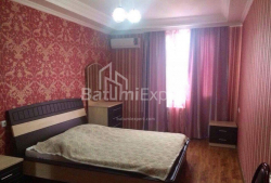 Mieszkanie 4-комн 107 m² - Szałwa Inasaridze, Batumi