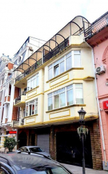 Mieszkanie 3-комн 134 m² - Wachtang Gorgasali, Batumi