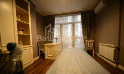 Mieszkanie 3-комн 60 m² - Wachtang Gorgasali, Batumi