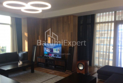 Mieszkanie 3-комн 143 m² - Szeryf Chimsziaszwili, Batumi