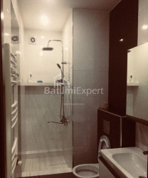 Mieszkanie 6-комн 152 m² - Zuraba Gorgiladze, Batumi
