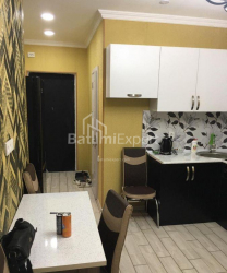 Mieszkanie 3-комн 43 m² - Szeryf Chimsziaszwili, Batumi