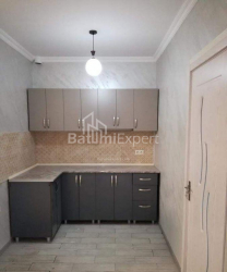 Mieszkanie 3-комн 48 m² - Petra Bagrationi, Batumi